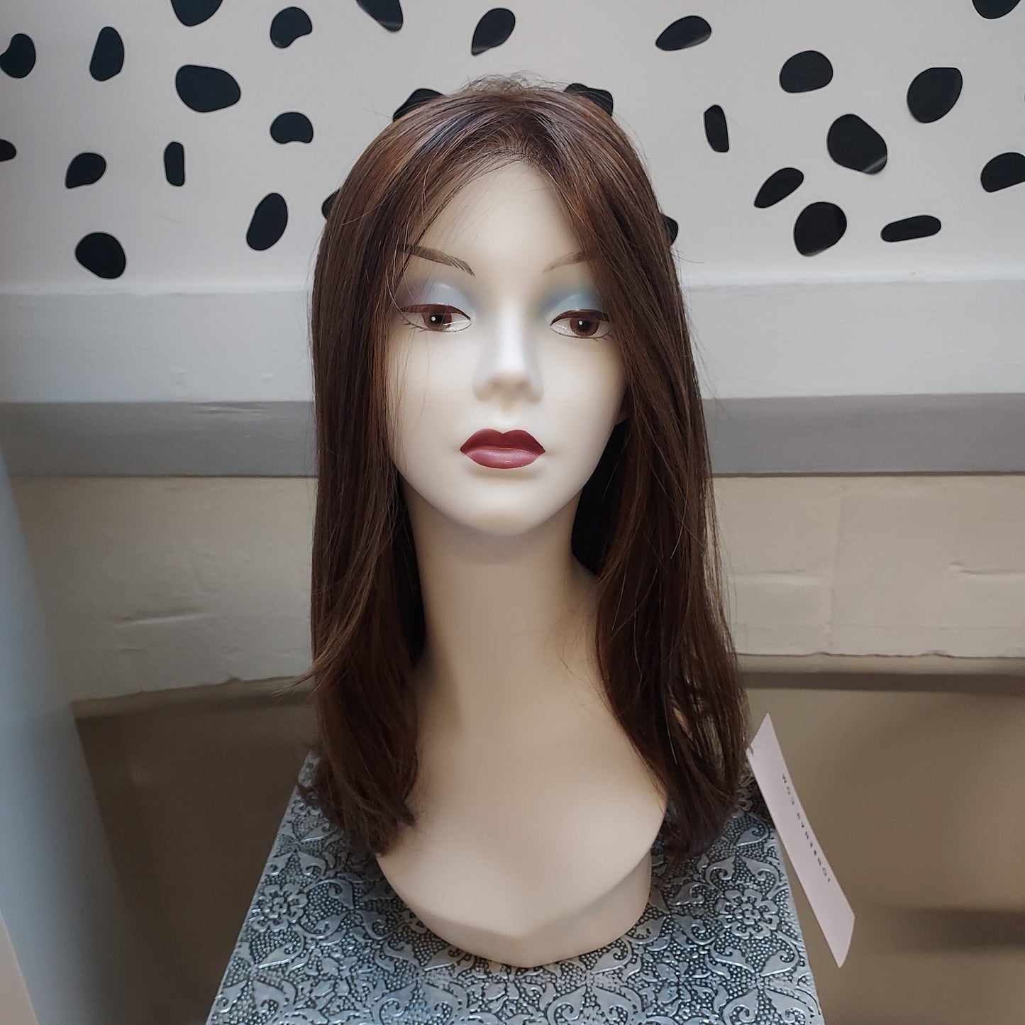 Laura wig 4/27/30 - Lace front synthetic wig