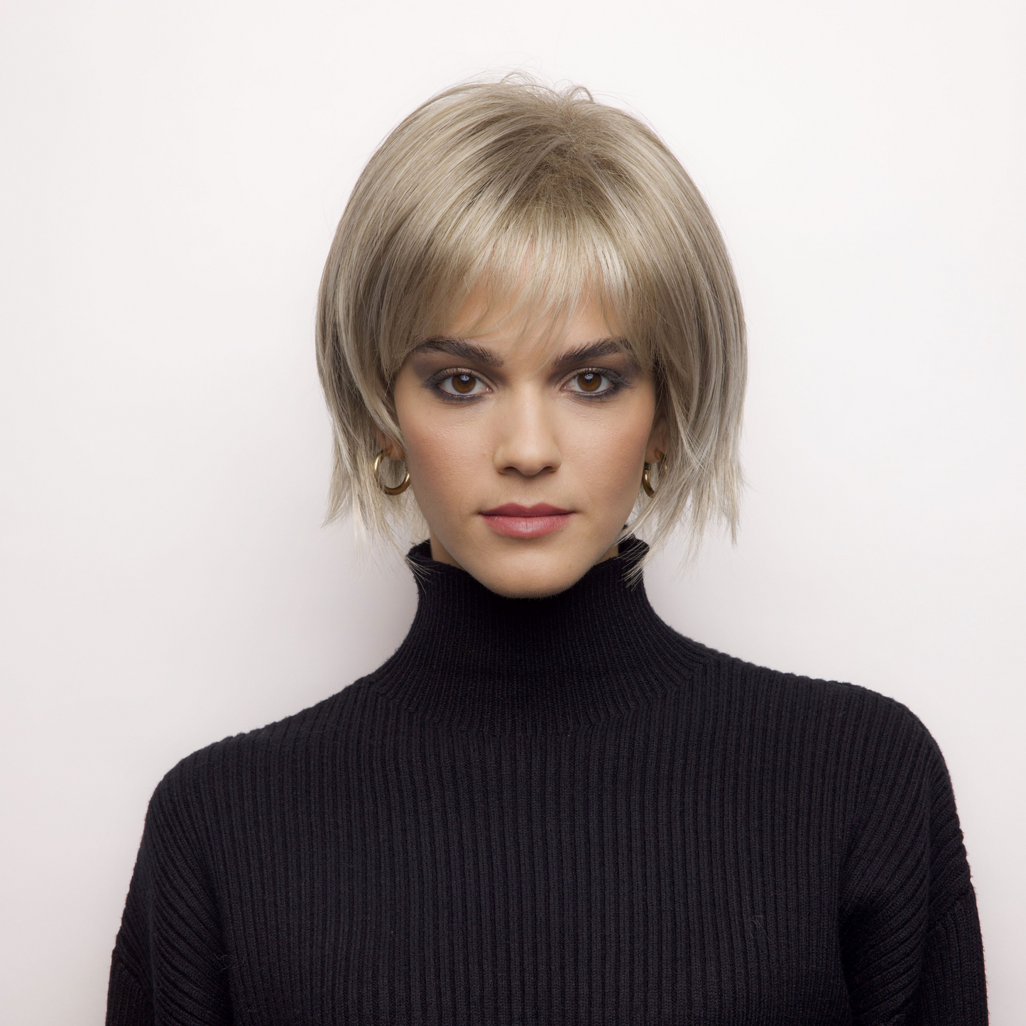 Pax synthetic wig - Hi Fashion.