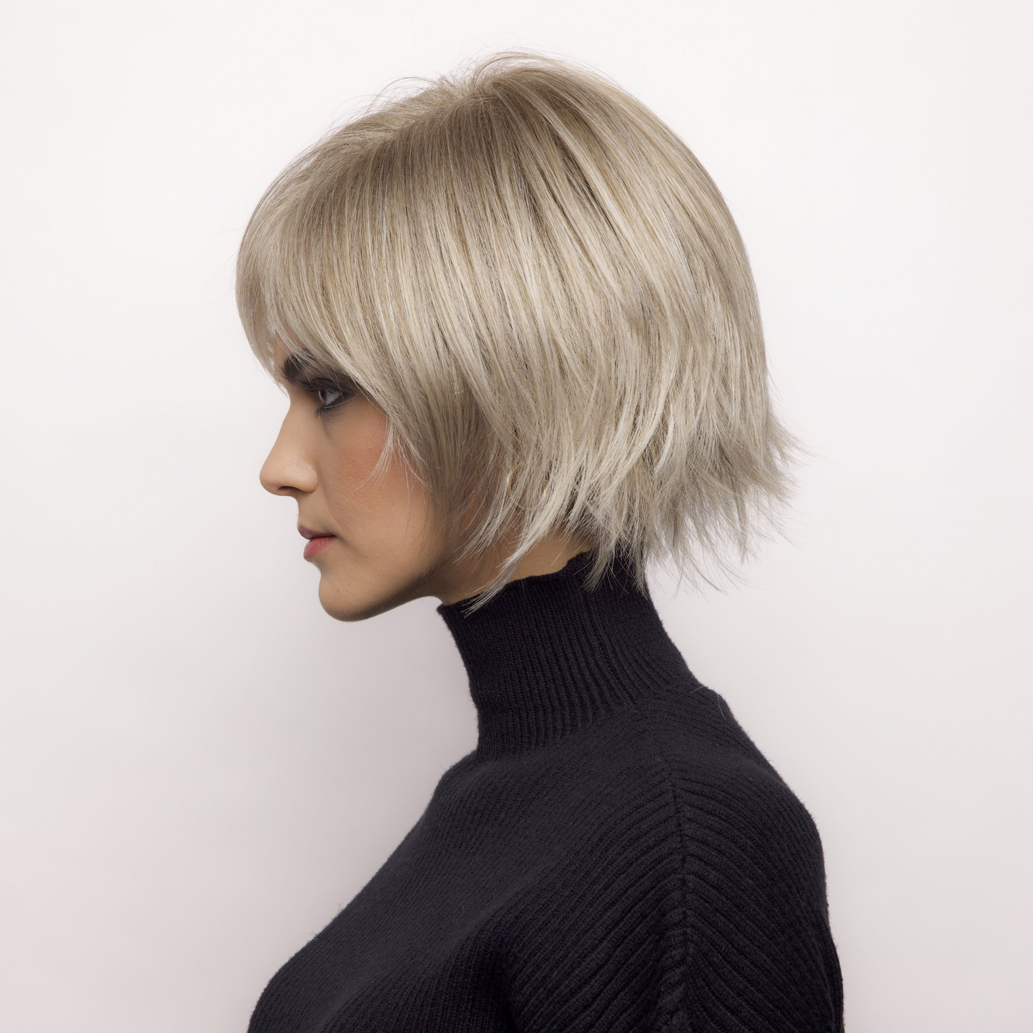 Pax synthetic wig - Hi Fashion.