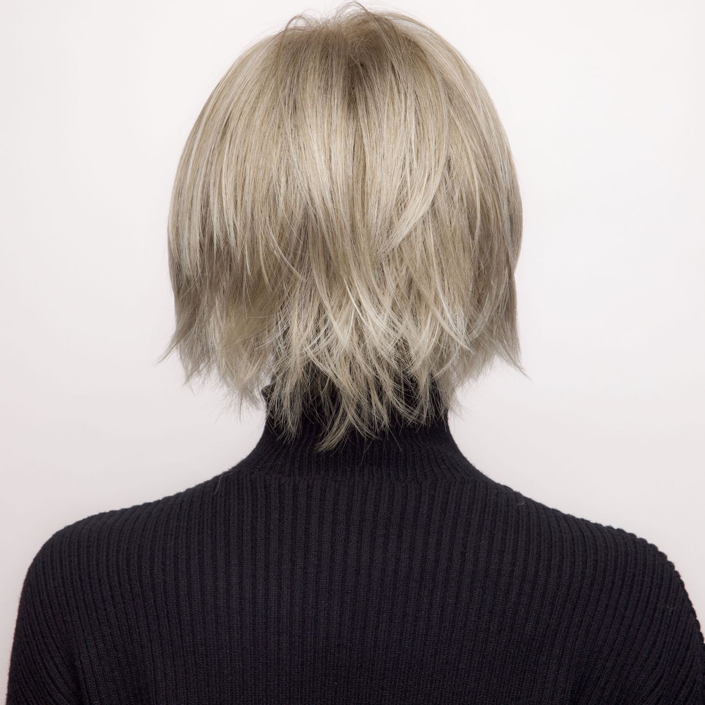 Pax synthetic wig - Hi Fashion.