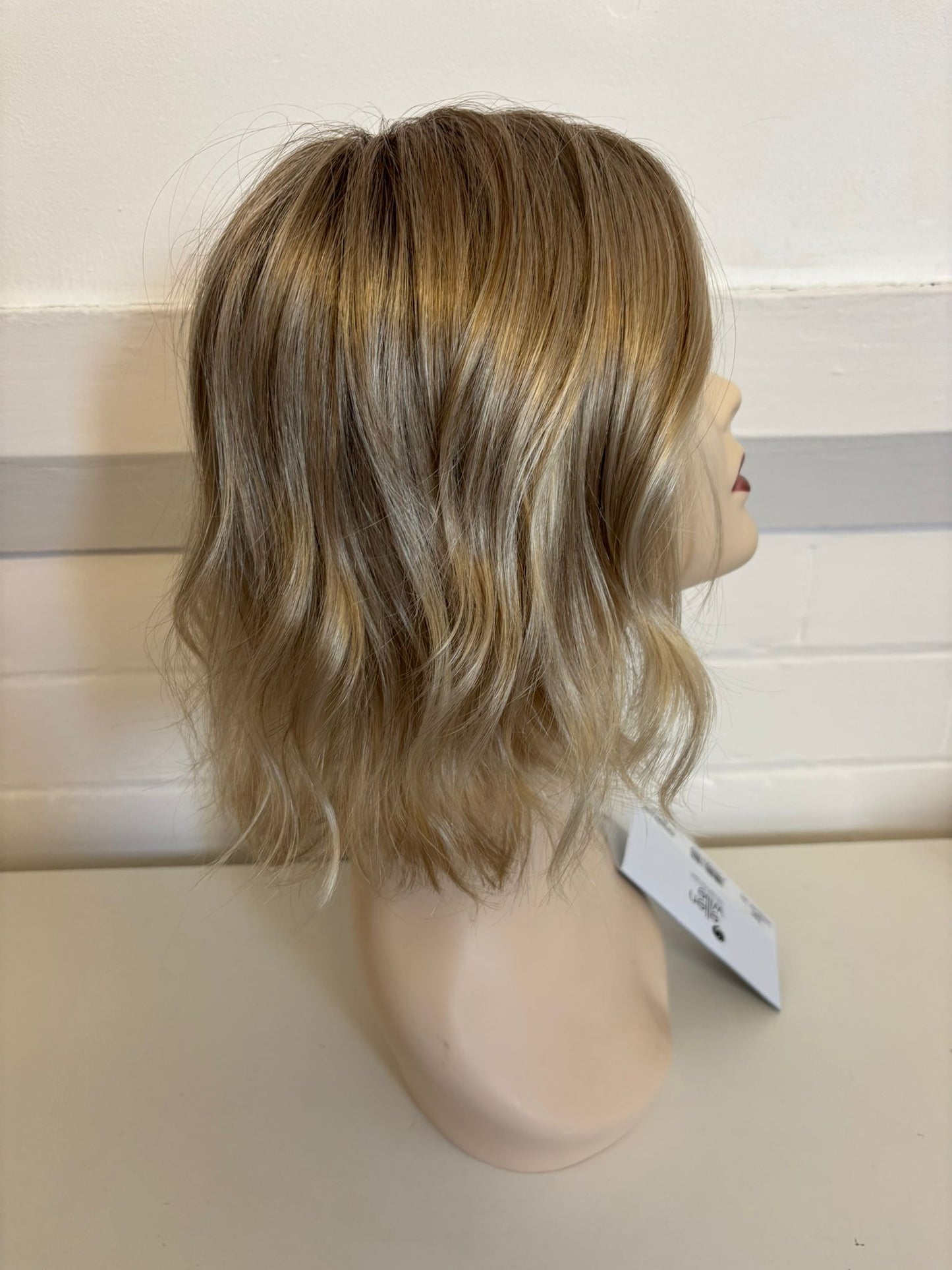 Esprit in Champagne Rooted -  Hair Society Collection Ellen Wille