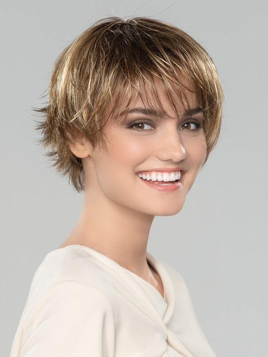Amer Wig - Stimulate SYNTHETIC - Ellen Wille